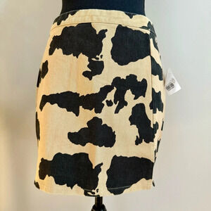 Women’s size M Le Lis tan and black cow print‎ denim mini skirt nwt